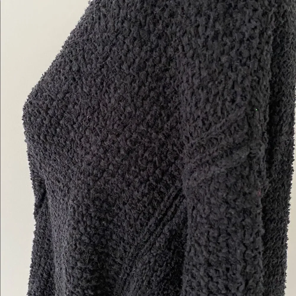 Free People Coco V-Neck Twist Detail Knit Sweater Black Sz M Cozy Urban Chic